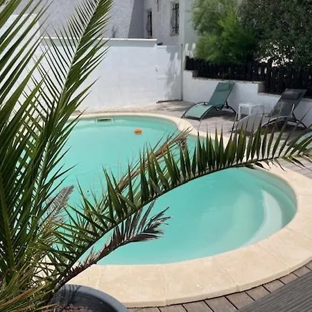Avec Piscine Daire Saint-Feliu-d'Avall